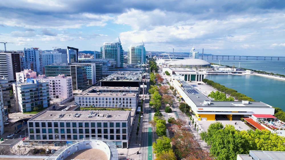 Top Lisbon neighborhoods for relocating: where remote workers, the sporty, and families with kids live