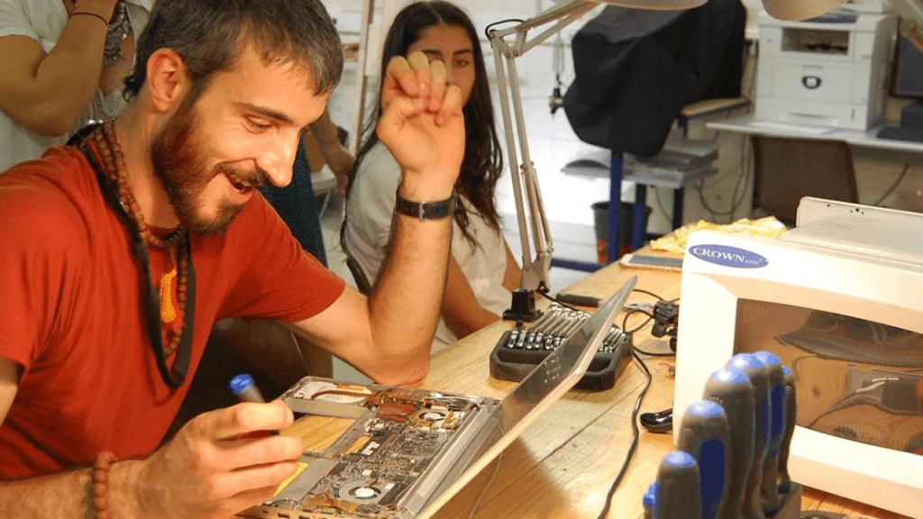 How to Fix Your Appliances for Free: Repair Events in Portugal